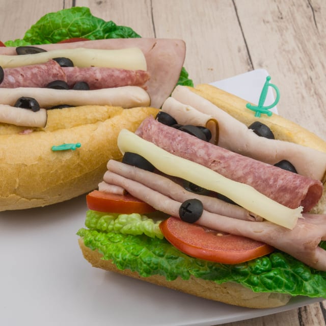 Deluxe Po-Boy.